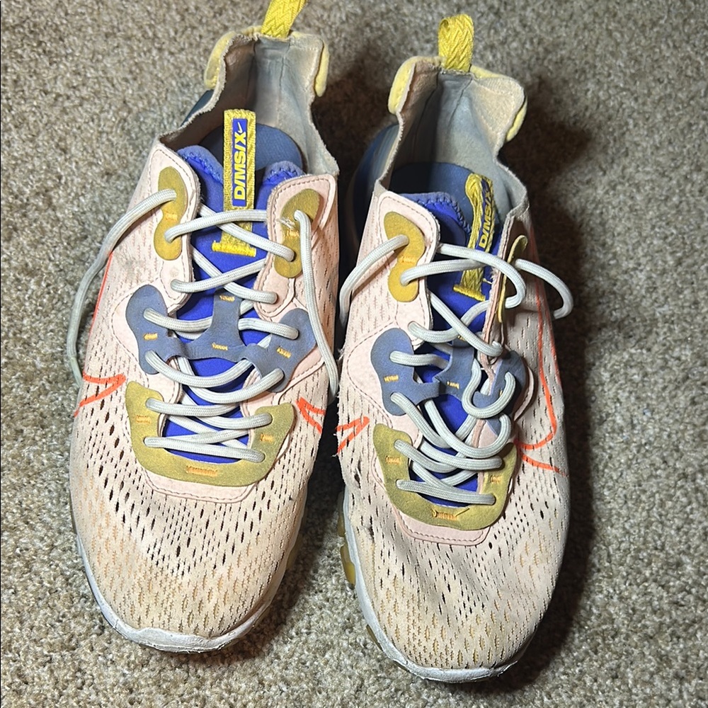 Nike Pink and Blue Sneakers Modern Athletic Design